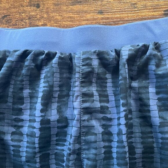 Under Armour Blue & Black Patterned Athletic Running Shorts - Picture 7 of 13